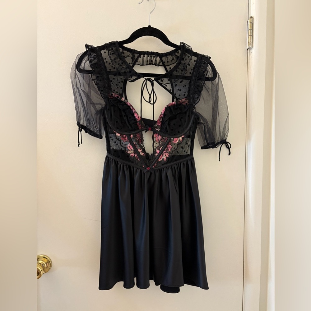 For Love And Lemons Black and Pink Lace Chemise - Picture 1 of 3